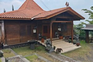 Galeri Tondano Cabin & Cafe (28)