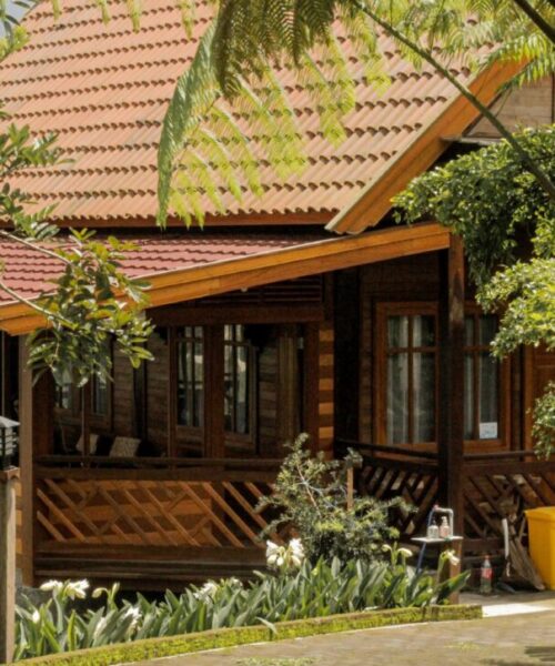 Galeri Tondano Cabin & Coffee (3)